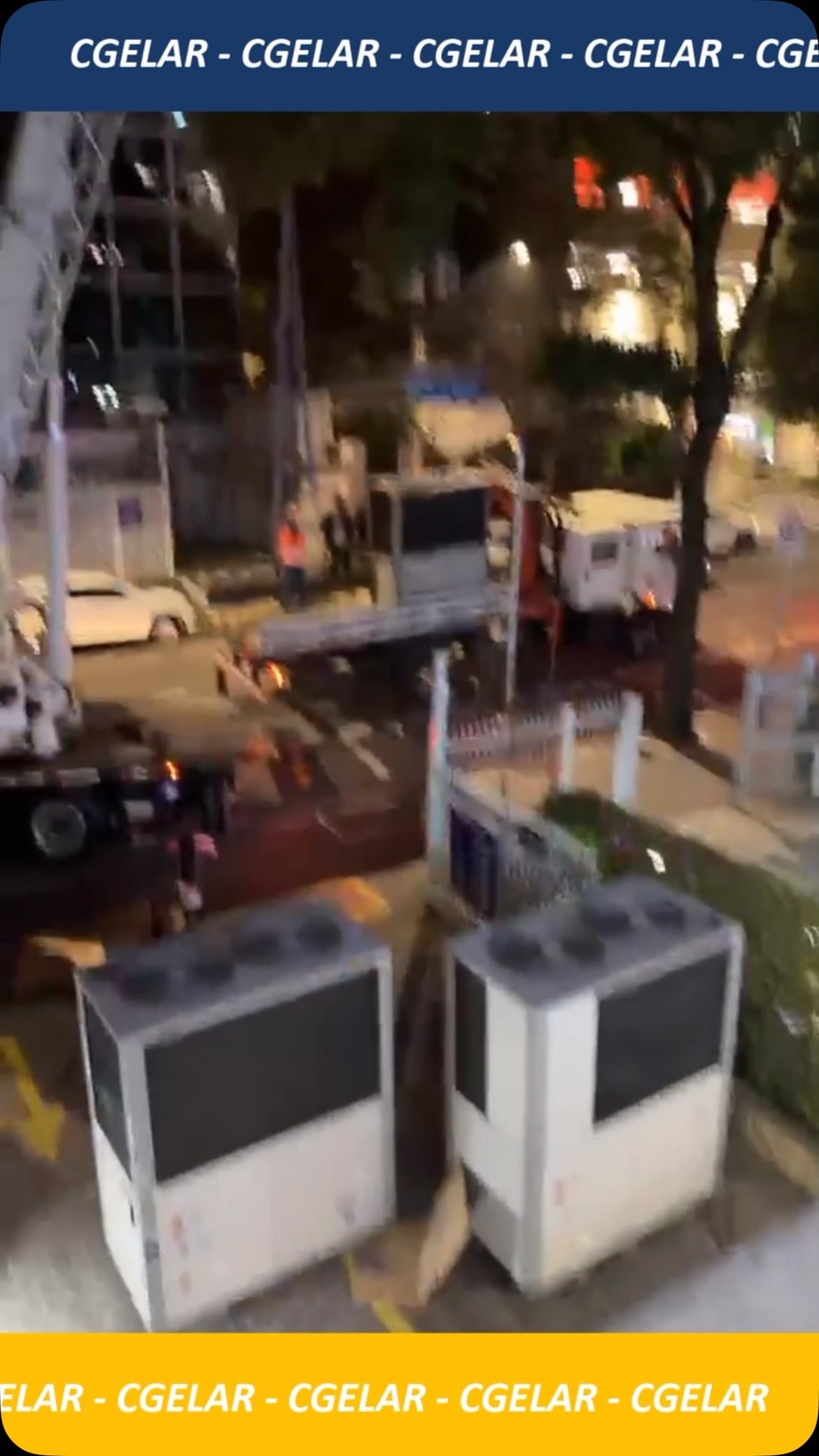🚧 Início de mais uma grande mobilização!

A CGELAR iniciou a operação de descarga e içamento das condensadoras do sistema VRF a gás (GHP) para a nova obra da Prevent Senior – Unidade Paraíso.

Cada etapa é cuidadosamente planejada para garantir segurança, precisão logística e total integridade dos equipamentos, desde a chegada ao local até sua instalação.

Mais um projeto que reforça a experiência da CGELAR na execução de obras de climatização para ambientes de alta complexidade.

🎥 Confira um pouco dos bastidores dessa operação.

#CGELAR #VRF #GHP #Climatização #Engenharia Obras PreventSenior HVAC Mobilização Içamento Infraestrutura